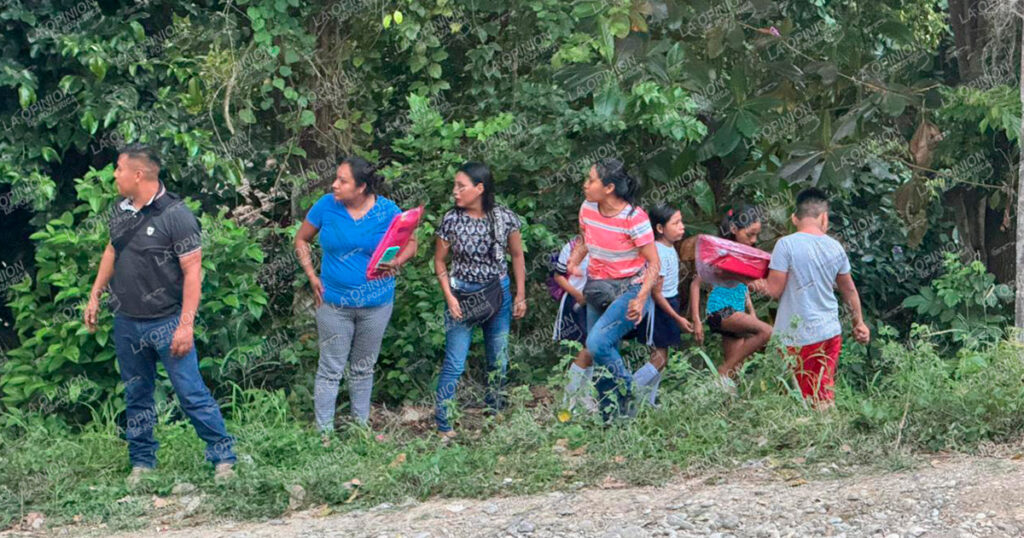 ¡SE QUEMAN DOS CASAS! ¡SE QUEMAN DOS CASAS!