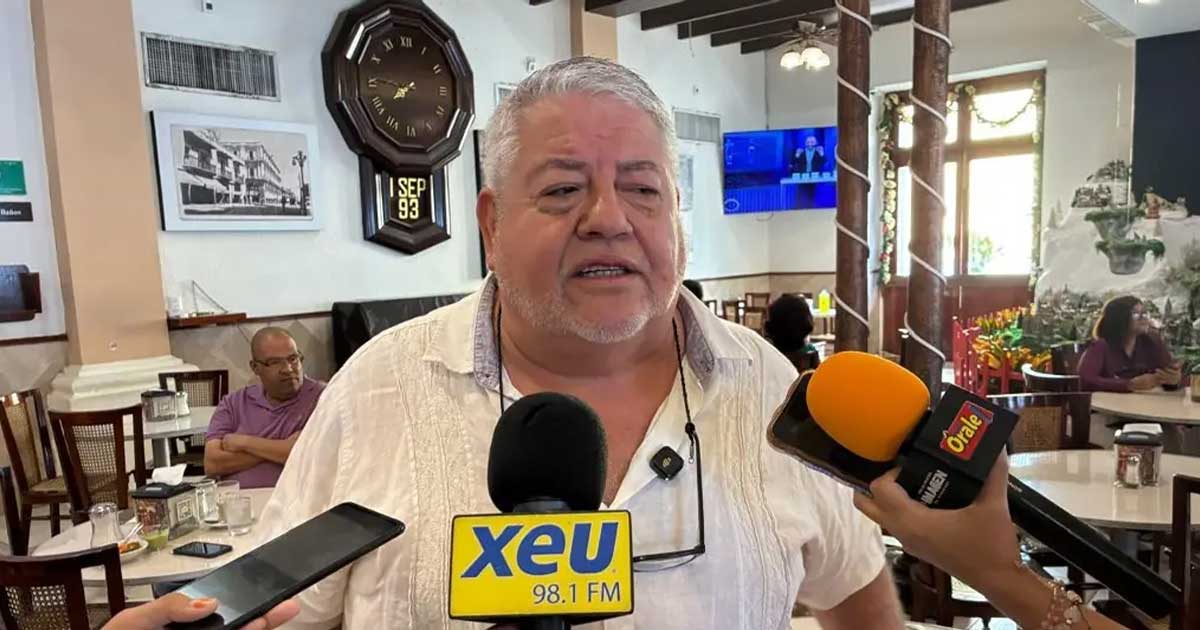 Urge atender derrame de petróleo en playas: Manuel Huerta Urge atender derrame de petróleo en playas: Manuel Huerta