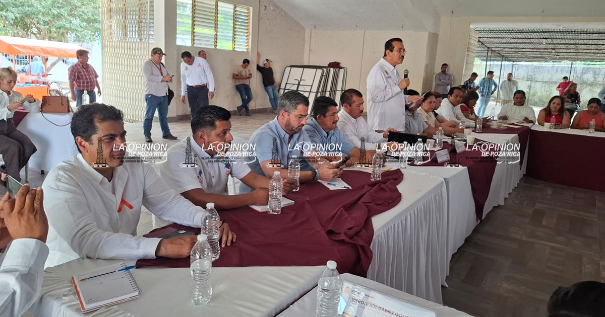 Acerca Sedarpa apoyos y programas al campo Acerca Sedarpa apoyos y programas al campo