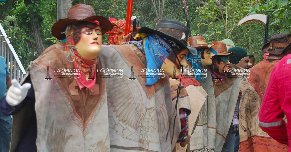 Inicia carnaval tradicional en el ejido La Providencia Inicia carnaval tradicional en el ejido La Providencia