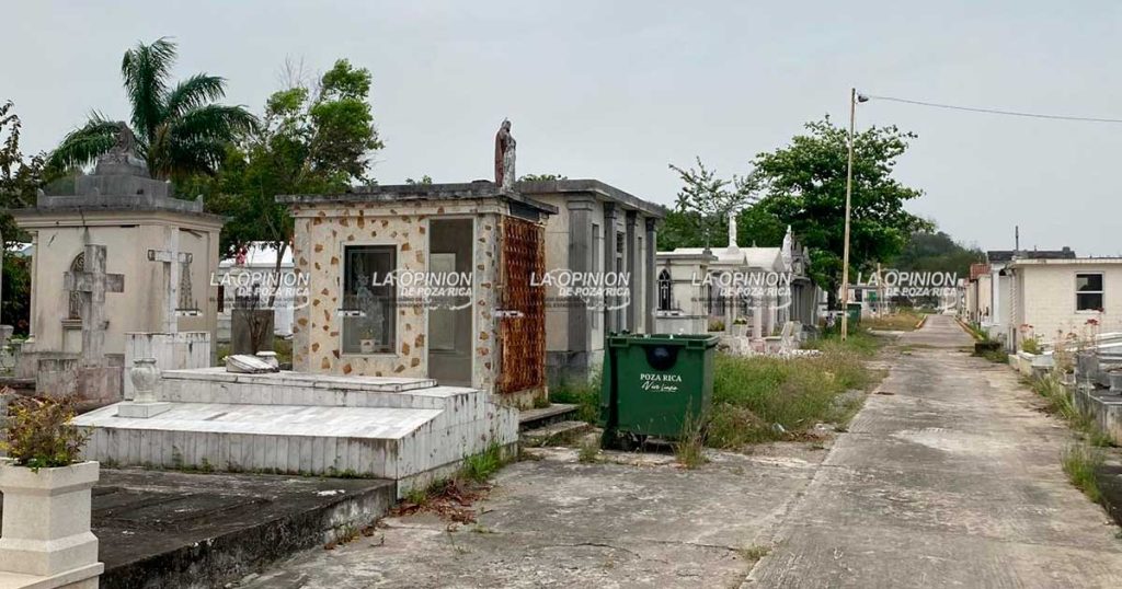 Aplicarán labores de limpieza en el panteón Santísima Trinidad Aplicarán labores de limpieza en el panteón Santísima Trinidad