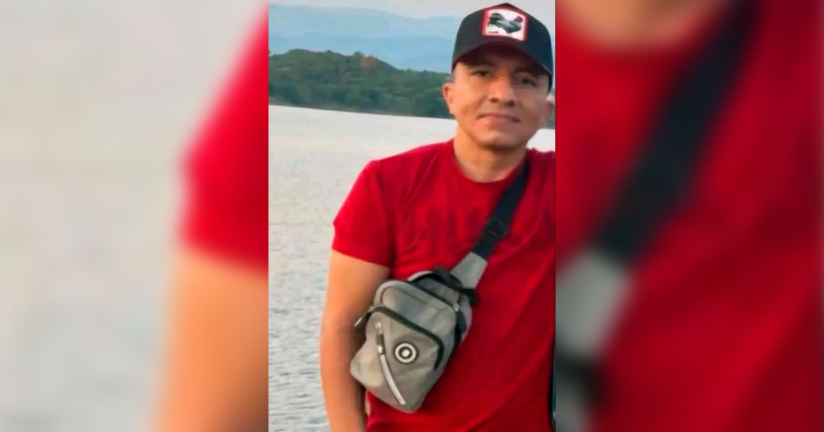 LEVANTÓN EN UNA CANTINA LEVANTÓN EN UNA CANTINA