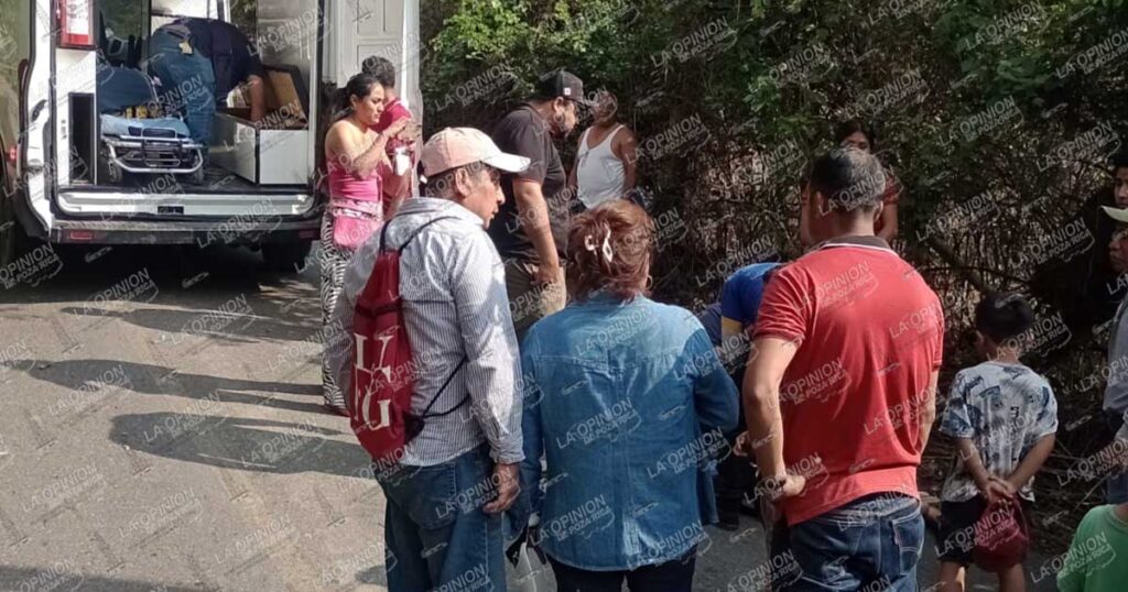 Se le atravesó una onza y derrapó varios metros Se le atravesó una onza y derrapó varios metros