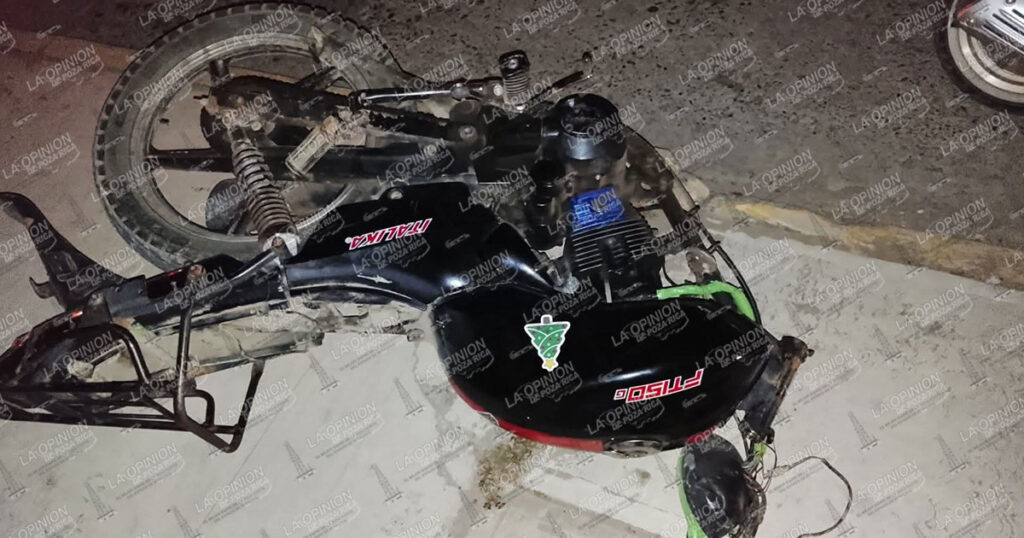 Motociclista al borde de la muerte Motociclista al borde de la muerte