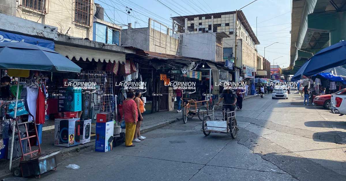 Habilitan módulo para cobro del Predial a locatarios del mercado Poza Rica Habilitan módulo para cobro del Predial a locatarios del mercado Poza Rica