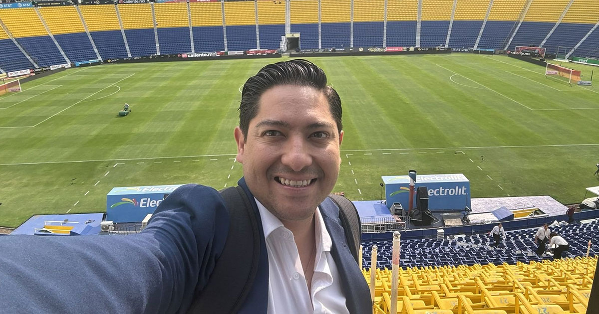 Detienen a periodista mexicano de TUDN en Sudáfrica Detienen a periodista mexicano de TUDN en Sudáfrica