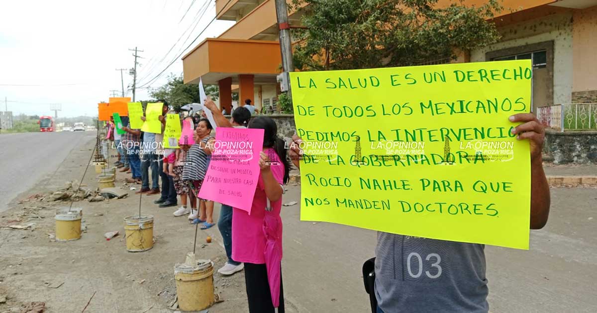 Antorcha Campesina alza la voz por atención médica Antorcha Campesina alza la voz por atención médica