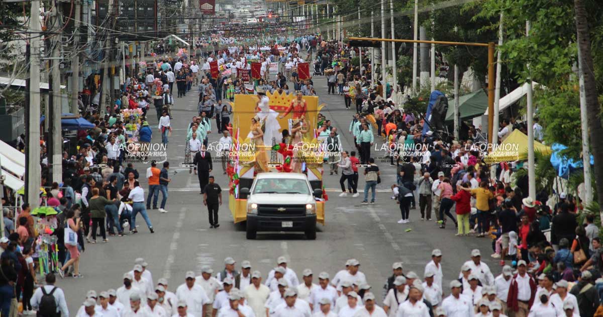 Prohíben venta de bebidas alcohólicas en el desfile del 18 de Marzo Prohíben venta de bebidas alcohólicas en el desfile del 18 de Marzo