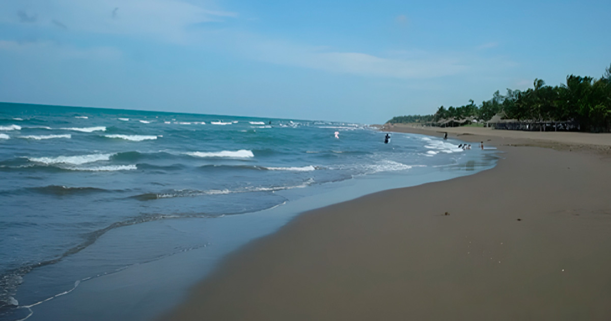 Tecolutla listo para recibir al turismo en Semana Santa; playas se mantienen limpias