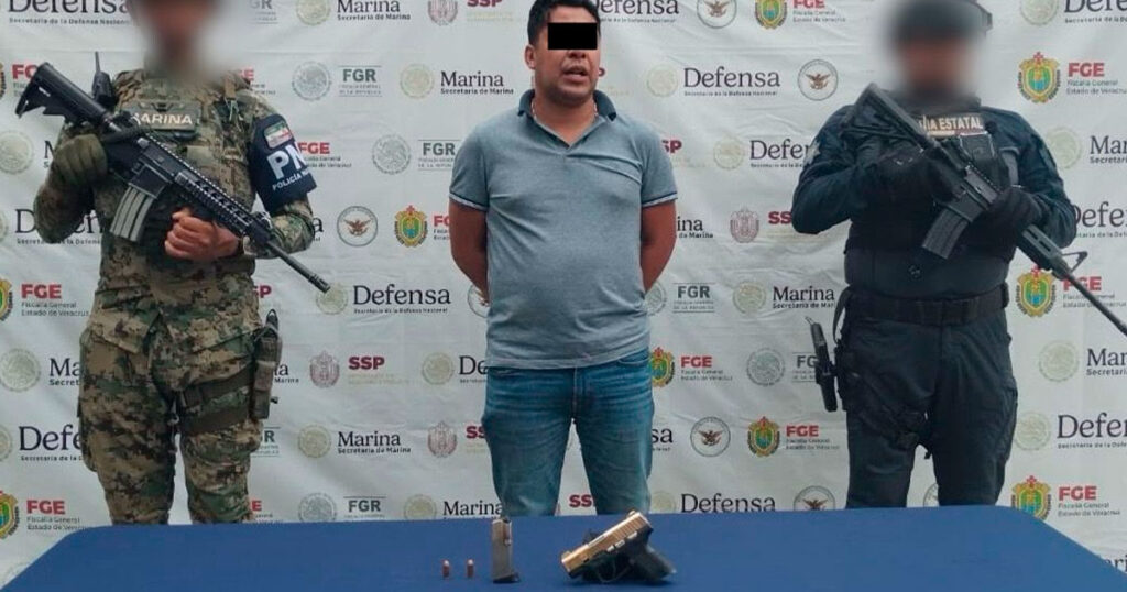 Localiza SSP a dos ciudadanos, asegura casi 300 dosis de estupefacientes y detiene a 37 personas Localiza SSP a dos ciudadanos, asegura casi 300 dosis de estupefacientes y detiene a 37 personas