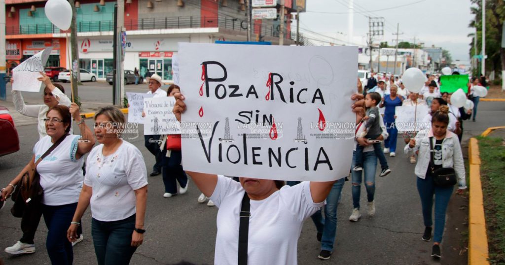 Trabajadores de la salud exigen seguridad y justicia en Poza Rica