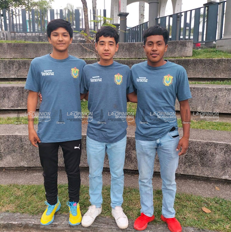 Veracruz domina la etapa Prenacional del futbol CONADE, al quedar campeón en Oaxaca con sus categorías Sub-14 y Sub-15 femenil y varonil, calificando al Nacional.