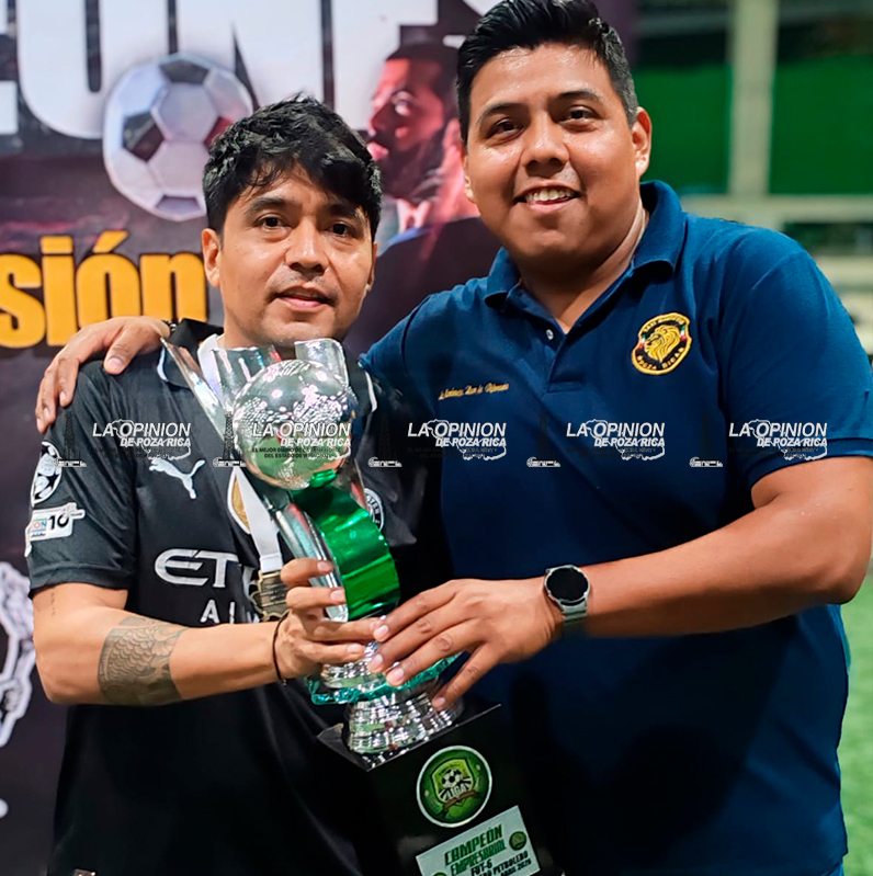 Record3 Publicidad se corona campeón empresarial en la temporada Clausura 2026 de la cancha del Casino Obrero Petrolero de Poza Rica.