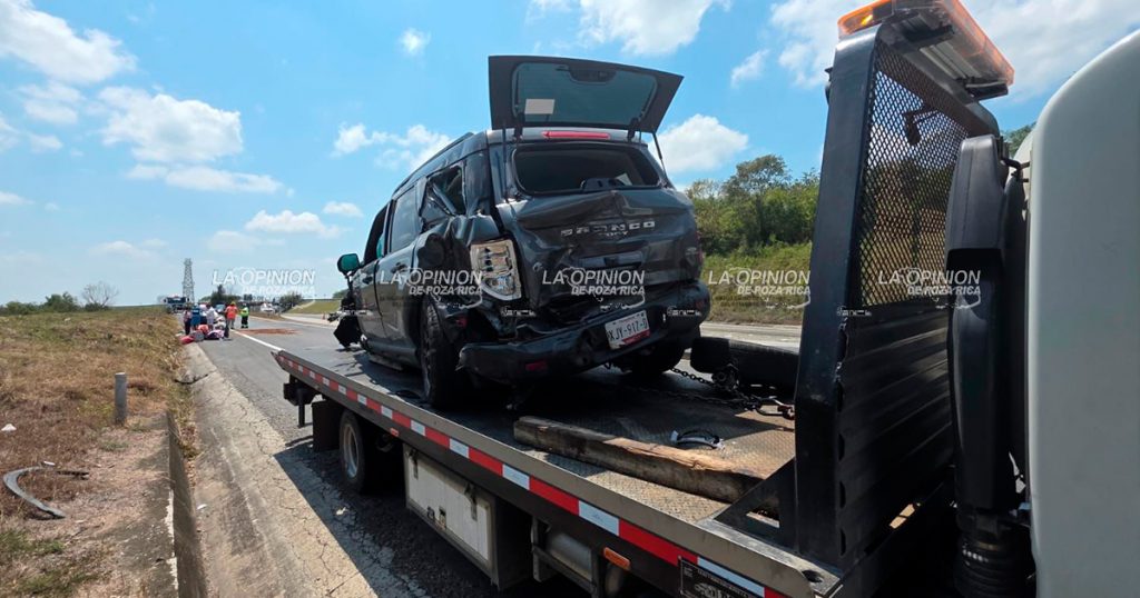 Se estampó contra tractocamión