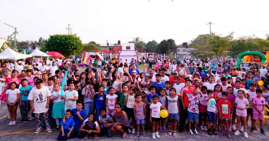 Gobierno municipal lleva alegría a colonias con festival de la niñez Gobierno municipal lleva alegría a colonias con festival de la niñez