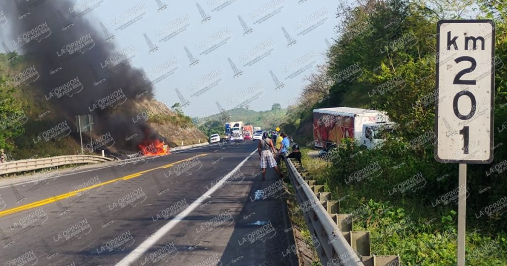Reducida a cenizas en la Totomoxtle Reducida a cenizas en la Totomoxtle