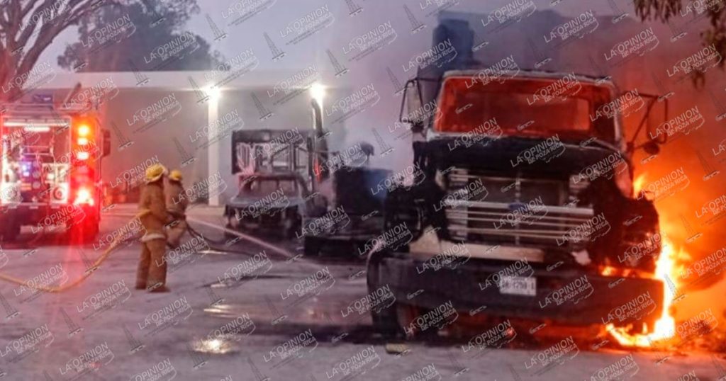 Devastador incendio arrasa empresa y deja un lesionado Devastador incendio arrasa empresa y deja un lesionado