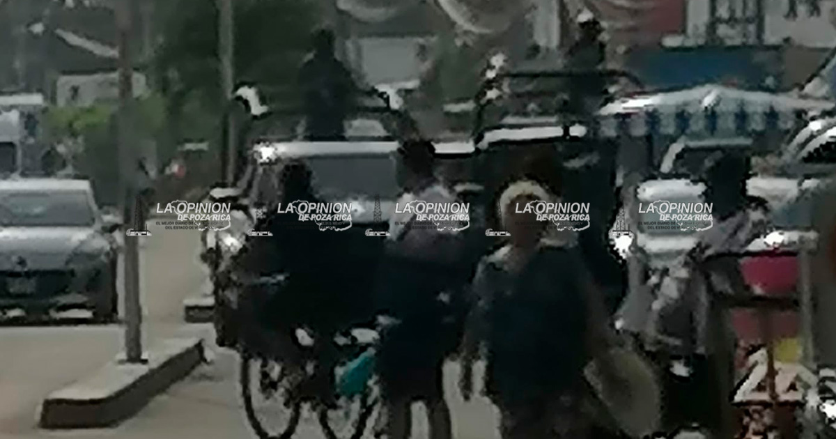 Bajo sospecha corporación municipal: despliegan operativo en comandancia de Tecolutla Bajo sospecha corporación municipal: despliegan operativo en comandancia de Tecolutla