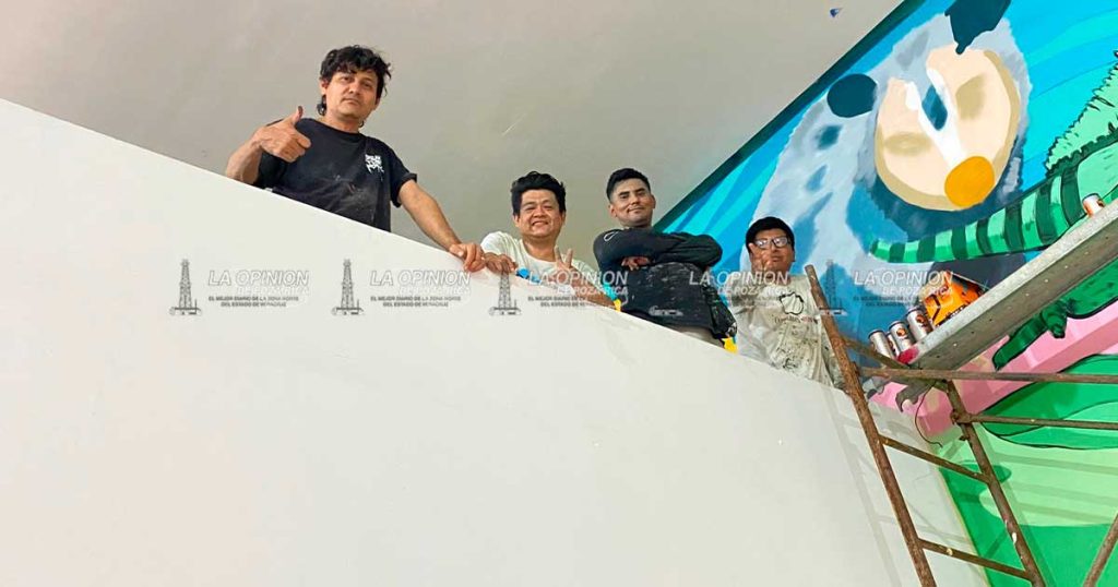 Nuevo mural turístico dará identidad a la central camionera Nuevo mural turístico dará identidad a la central camionera