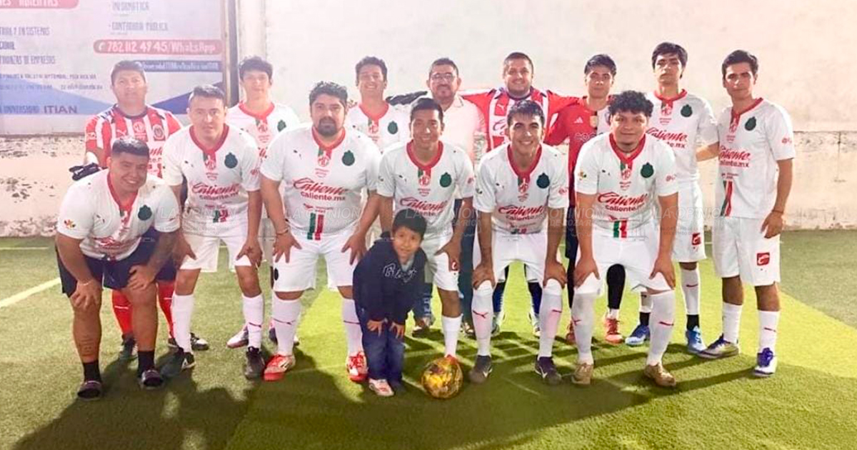 INUNDADOS FC GOLEA A TALLER FLORES Y ASOCIADOS