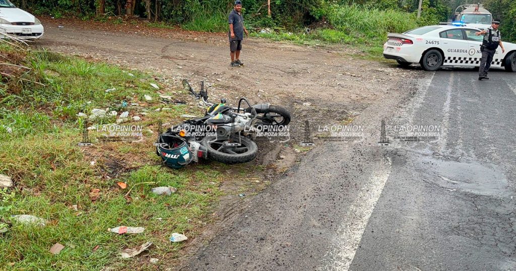 Diésel regado en carretera provoca tres accidentes Diésel regado en carretera provoca tres accidentes