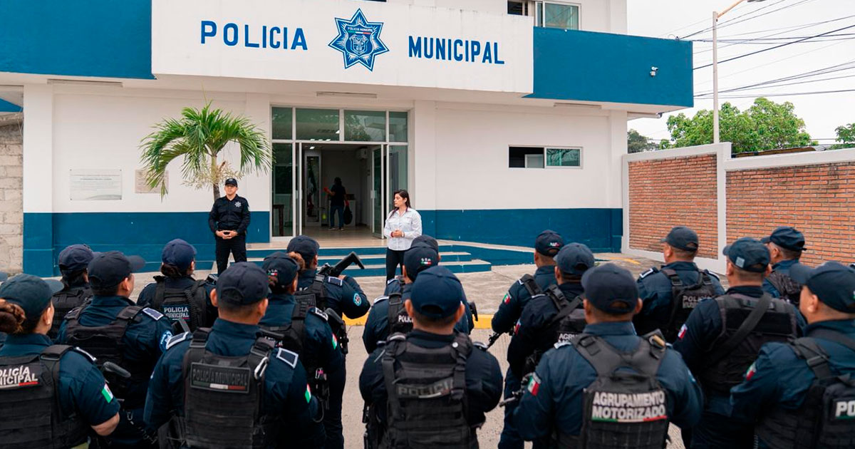 Cero abusos y mayor disciplina: Gobierno de Poza Rica fortalece actuar de la Policía Municipal Cero abusos y mayor disciplina: Gobierno de Poza Rica fortalece actuar de la Policía Municipal