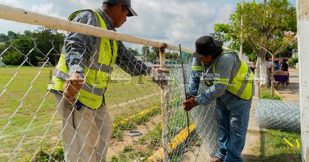 Rehabilita el Ayuntamiento instalaciones del campo deportivo de Las Gaviotas Rehabilita el Ayuntamiento instalaciones del campo deportivo de Las Gaviotas