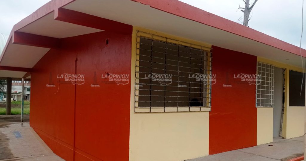 Tres escuelas no volverán al salón el próximo lunes Tres escuelas no volverán al salón el próximo lunes