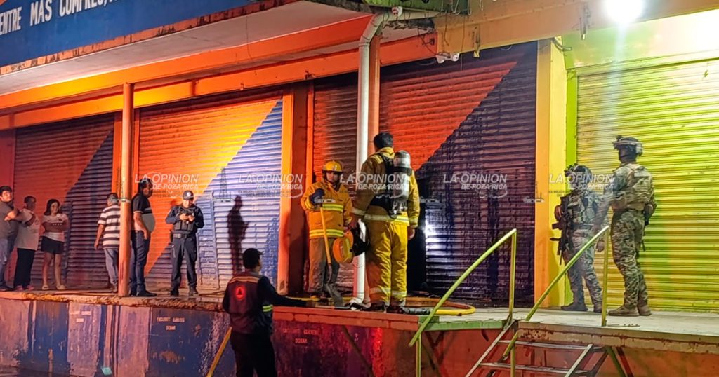 ¡FUEGO EN LA CENTRAL DE ABASTOS! ¡FUEGO EN LA CENTRAL DE ABASTOS!