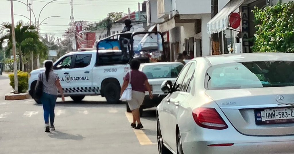 Aseguran presunta droga y otros indicios en comandancia de Tecolutla Aseguran presunta droga y otros indicios en comandancia de Tecolutla