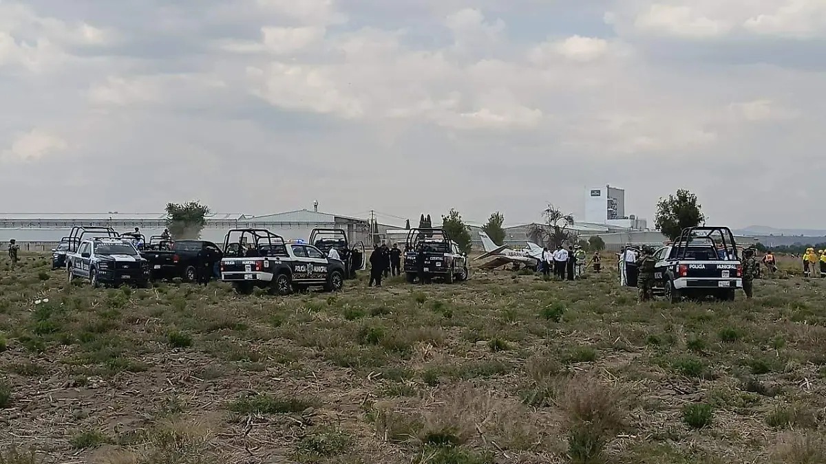 Tragedia aérea en Puebla: cae avioneta con saldo de tres muertos y un herido grave