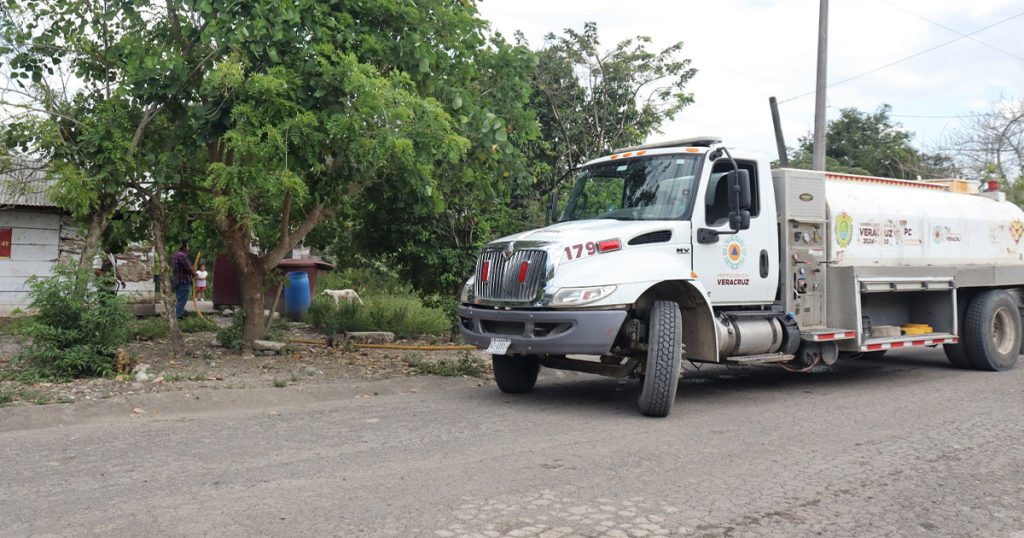 Jorge Alanís impulsa acciones para atender el agua Jorge Alanís impulsa acciones para atender el agua