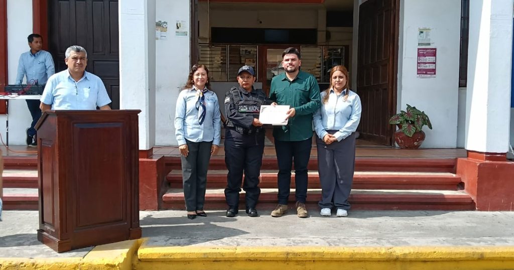 Fortalece Cachiz a Policía Municipal de Gutiérrez Zamora Fortalece Cachiz a Policía Municipal de Gutiérrez Zamora