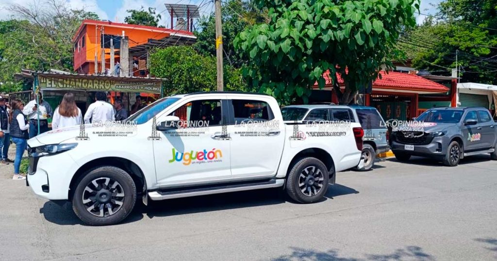 Tráiler del juguetón derriba cables de Telmex Tráiler del juguetón derriba cables de Telmex