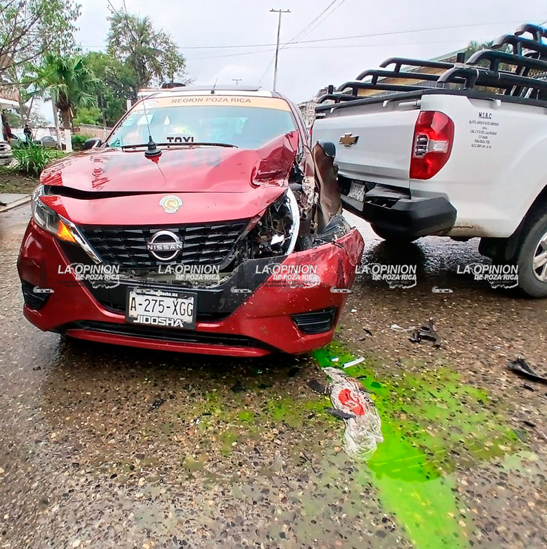 ¡Le dio con todo! ¡Le dio con todo!