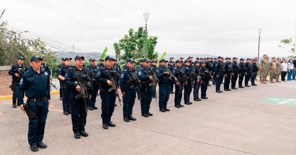 Cero abusos y mayor disciplina: Gobierno de Poza Rica fortalece actuar de la Policía Municipal Cero abusos y mayor disciplina: Gobierno de Poza Rica fortalece actuar de la Policía Municipal