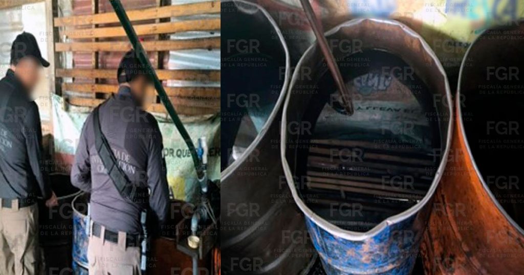 FGR asegura más de mil litros de hidrocarburo tras cateos FGR asegura más de mil litros de hidrocarburo tras cateos