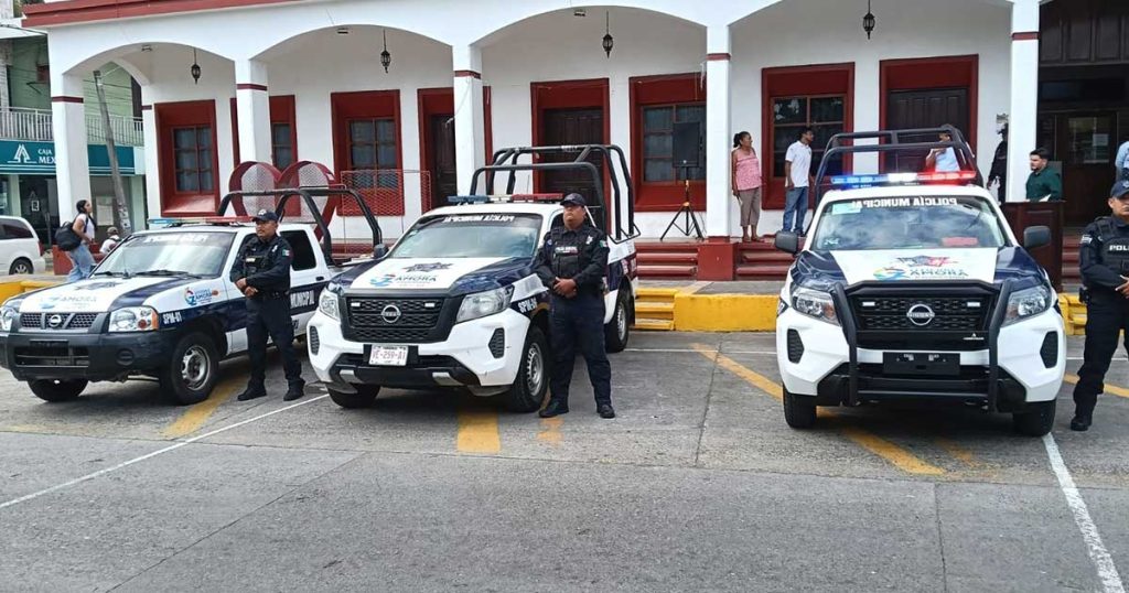Fortalece Cachiz a Policía Municipal de Gutiérrez Zamora Fortalece Cachiz a Policía Municipal de Gutiérrez Zamora