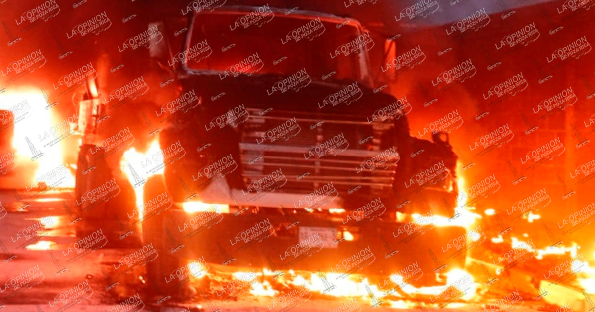 Devastador incendio arrasa empresa y deja un lesionado Devastador incendio arrasa empresa y deja un lesionado