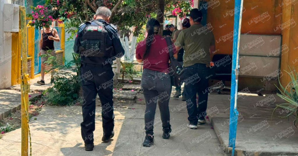 Taxista sale por la puerta falsa Taxista sale por la puerta falsa