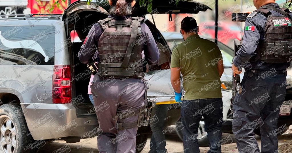 Taxista sale por la puerta falsa Taxista sale por la puerta falsa