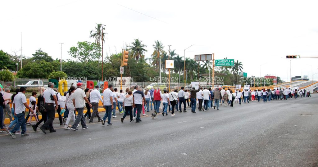 Trabajadores de la salud exigen seguridad y justicia en Poza Rica