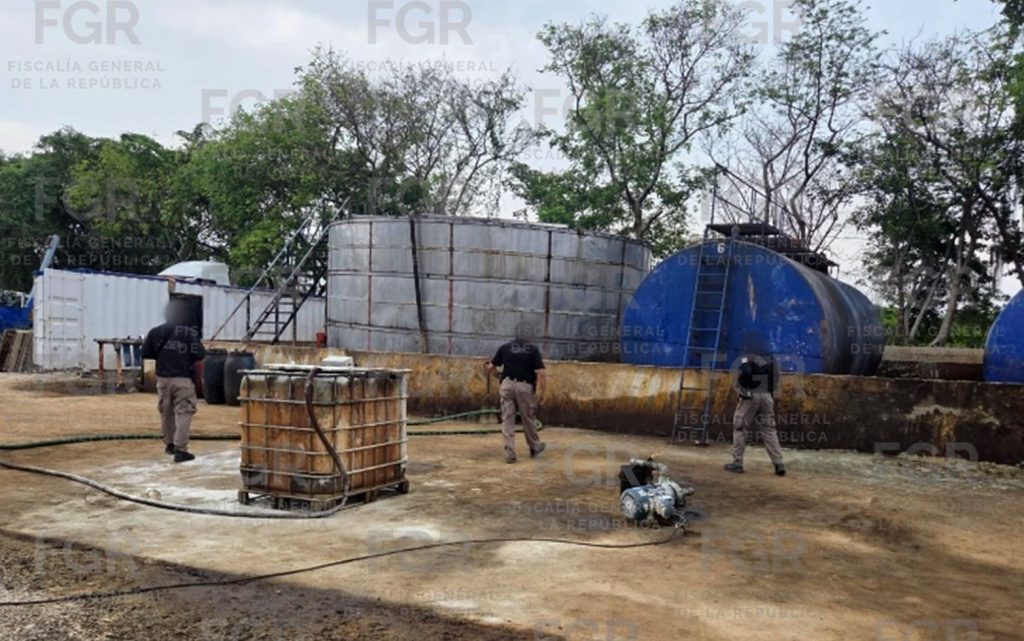 Megaalmacén de huachicol