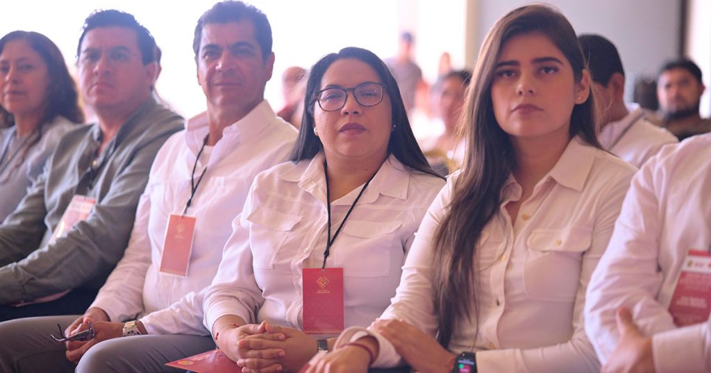 Gobernadora plantea estrategia para liberar de deudas a municipios Gobernadora plantea estrategia para liberar de deudas a municipios