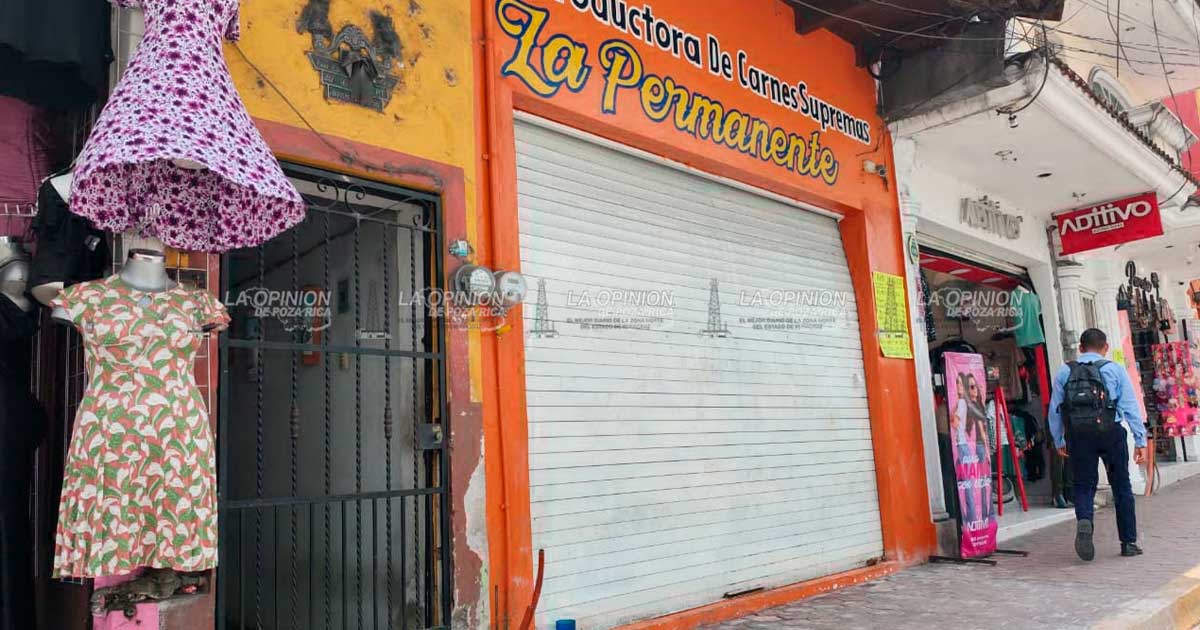 SACAN CARNE PODRIDA DE CARNICERÍA