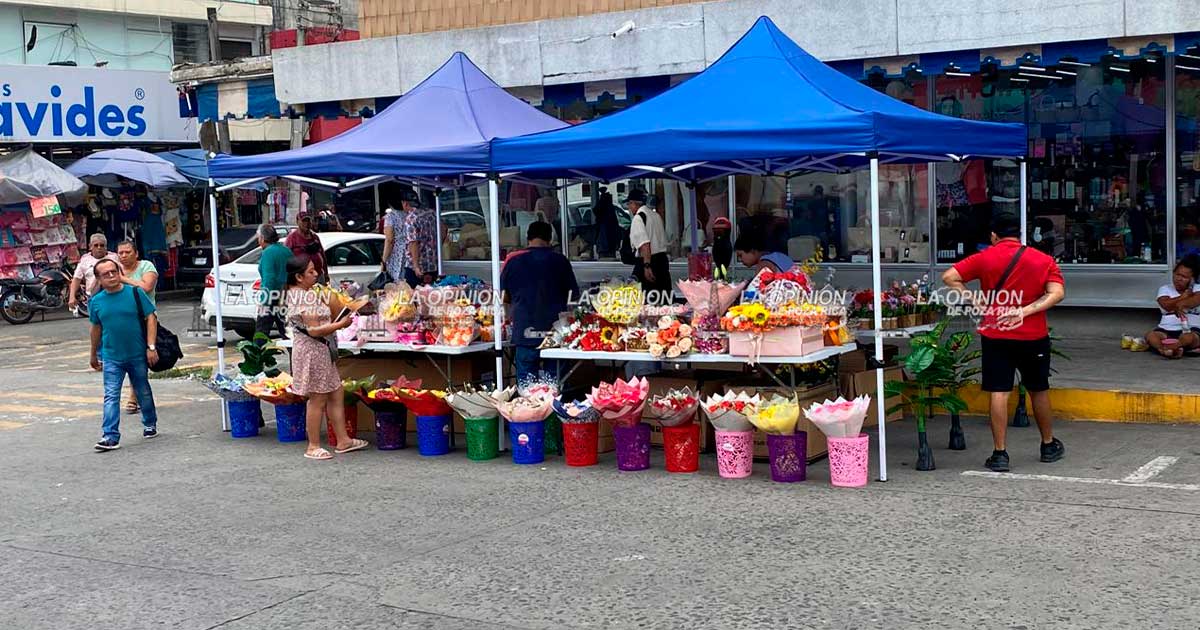 Intensa movilidad comercial previo al Día de las Madres
