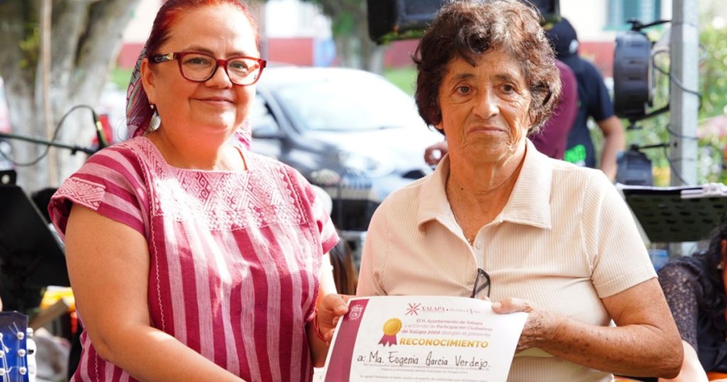 Festejan aniversario, día del niño, día de las madres y día del adulto Festejan aniversario, día del niño, día de las madres y día del adulto