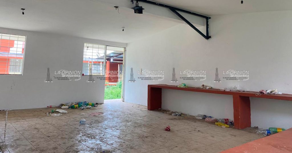 Reconstrucción a medias afecta a alumnos de escuela primaria
