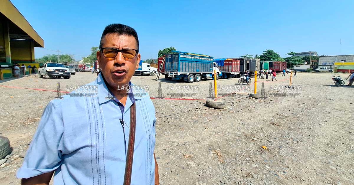 Estero del Ídolo demanda obras para salir del rezago Estero del Ídolo demanda obras para salir del rezago