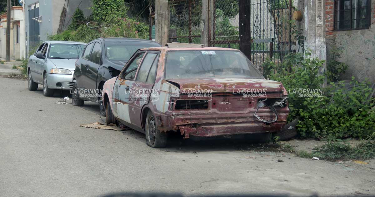 Aumentan reportes de autos “maceta” en varias colonias